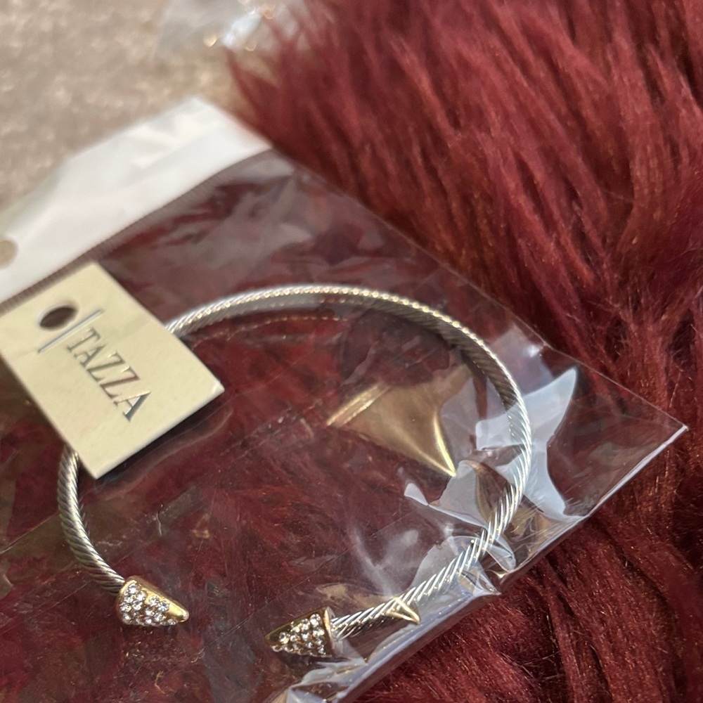 Silver Bracelet with Crystal Tips